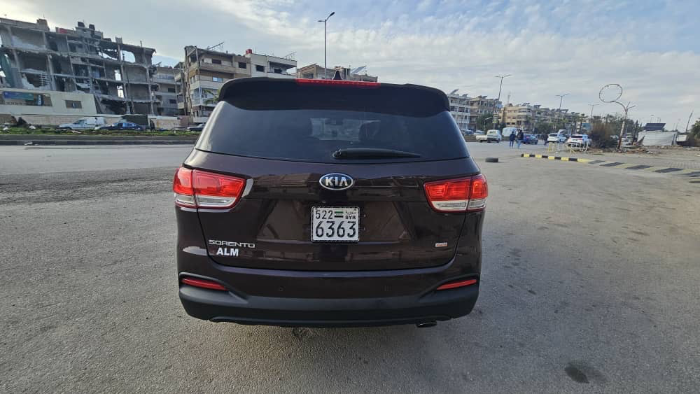 كيا سورينتو 2015 بحالة ممتازة - صورة 4
