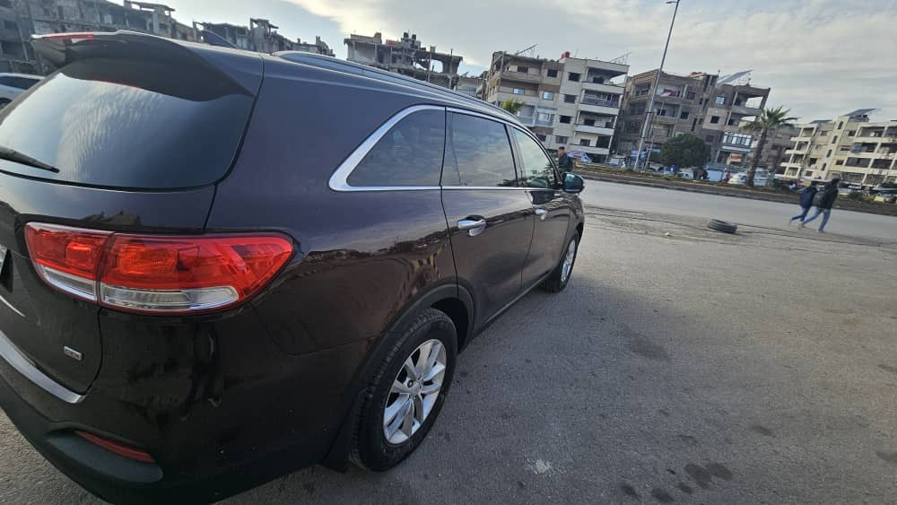 كيا سورينتو 2015 بحالة ممتازة - صورة 5