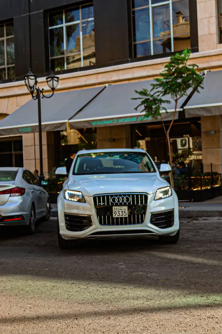 أودي Q7 موديل 2015 بحالة ممتازة - صورة 9