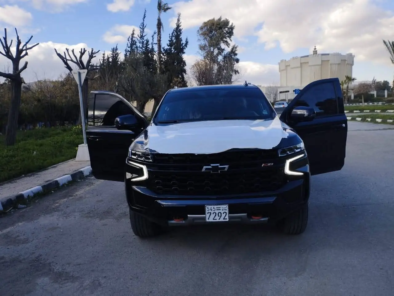 شفروليه تاهو 2024 بحالة الوكالة وجاهزة للقيادة - صورة 2