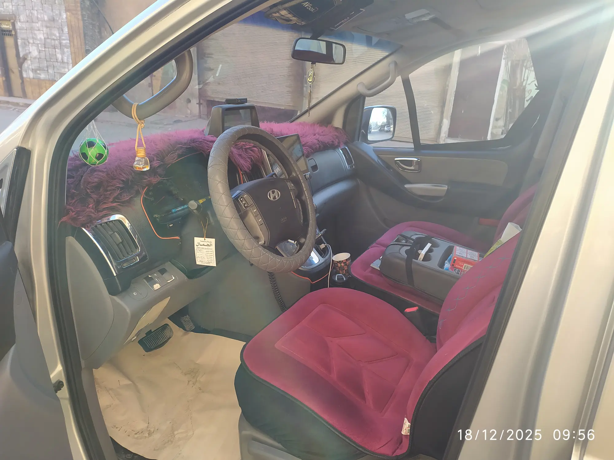 هيونداي ستاركس 2008 بحالة ممتازة ومساحة واسعة - صورة 5