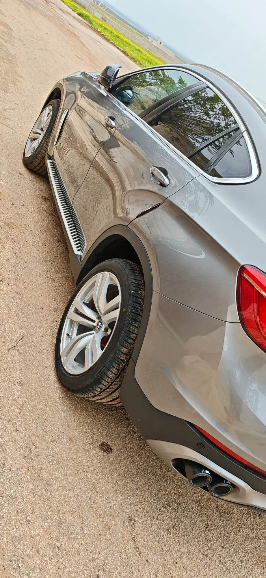 بي إم دبليو X6 M موديل 2015 أداء رياضي وفخامة - صورة 3