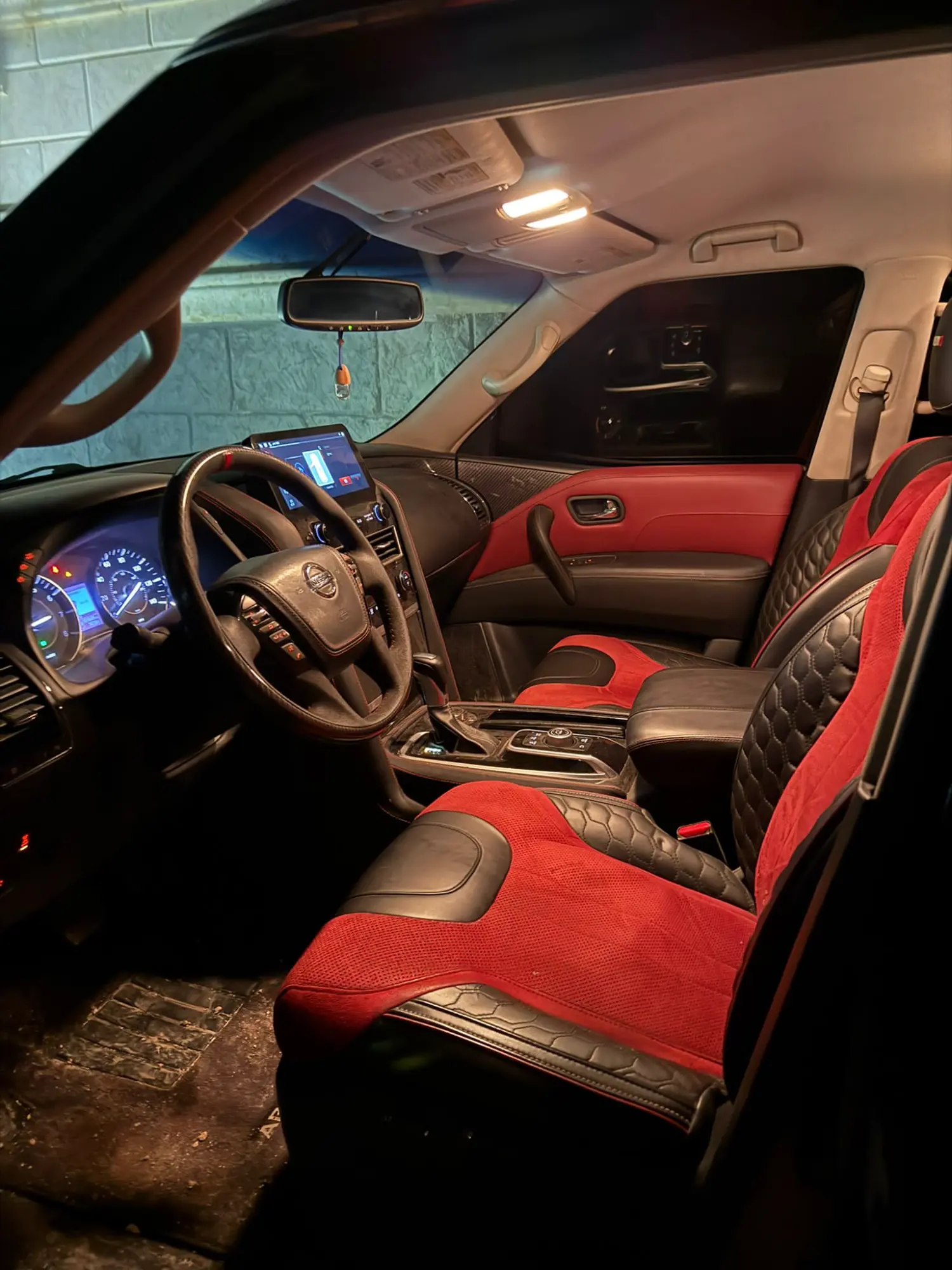 نيسان باترول 2017 بحالة ممتازة وتصميم رياضي - صورة 4