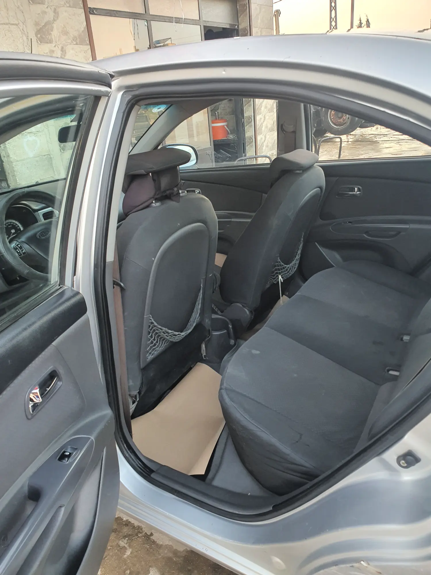 كيا ريو 2009 اقتصادية وعملية - صورة 7