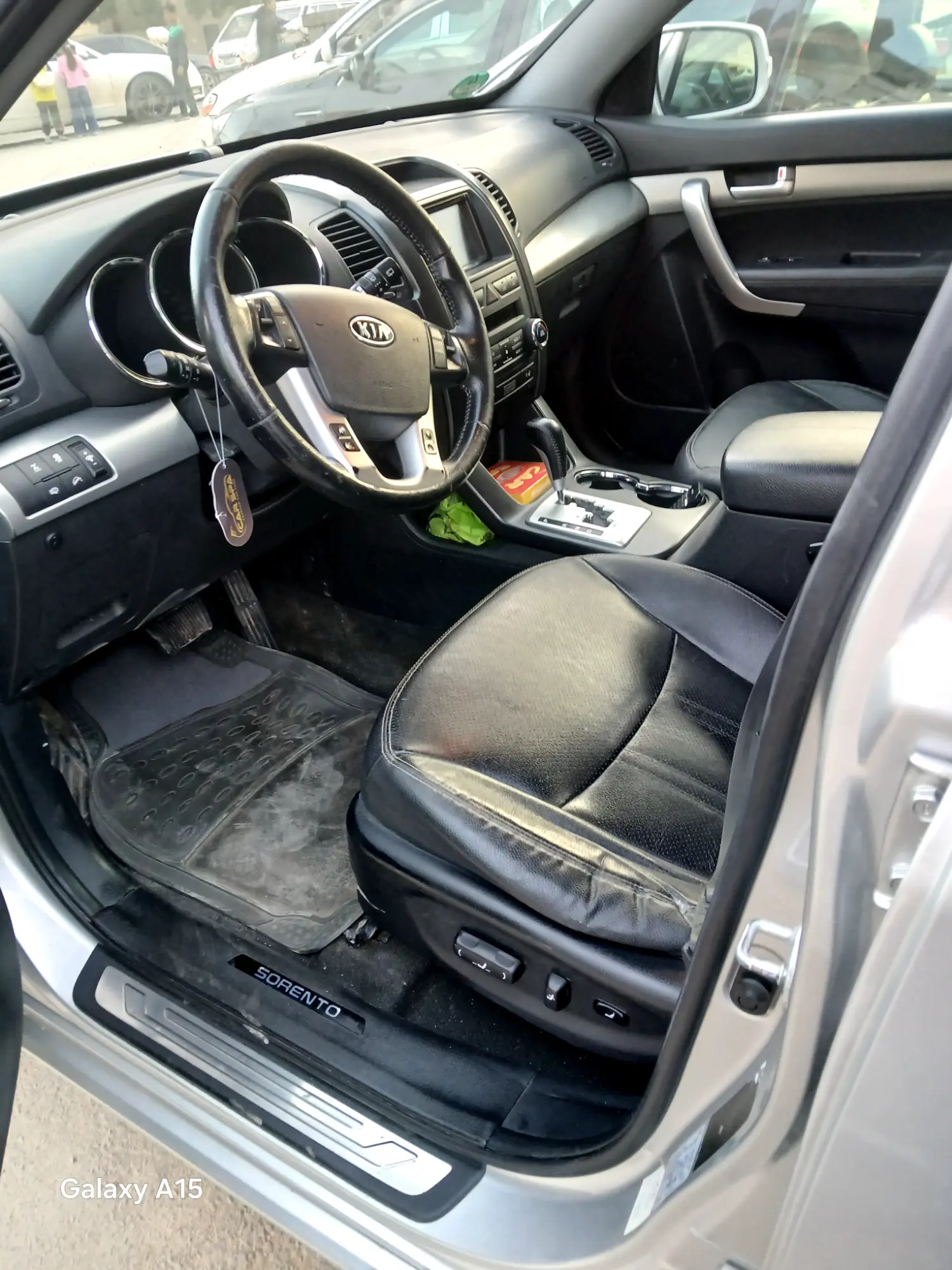 كيا سورينتو 2012 بحالة جيدة - صورة 4