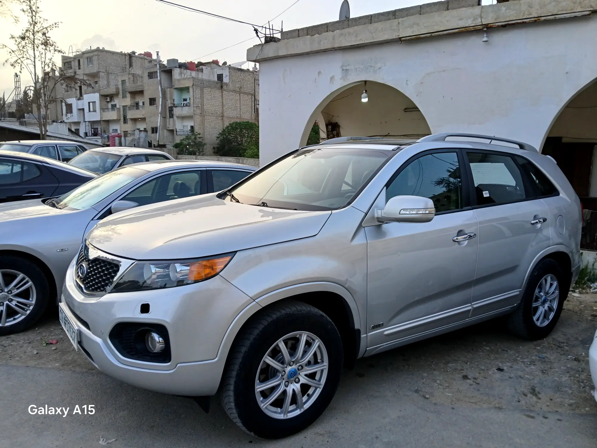 كيا سورينتو 2012 بحالة جيدة للبيع - صورة 2