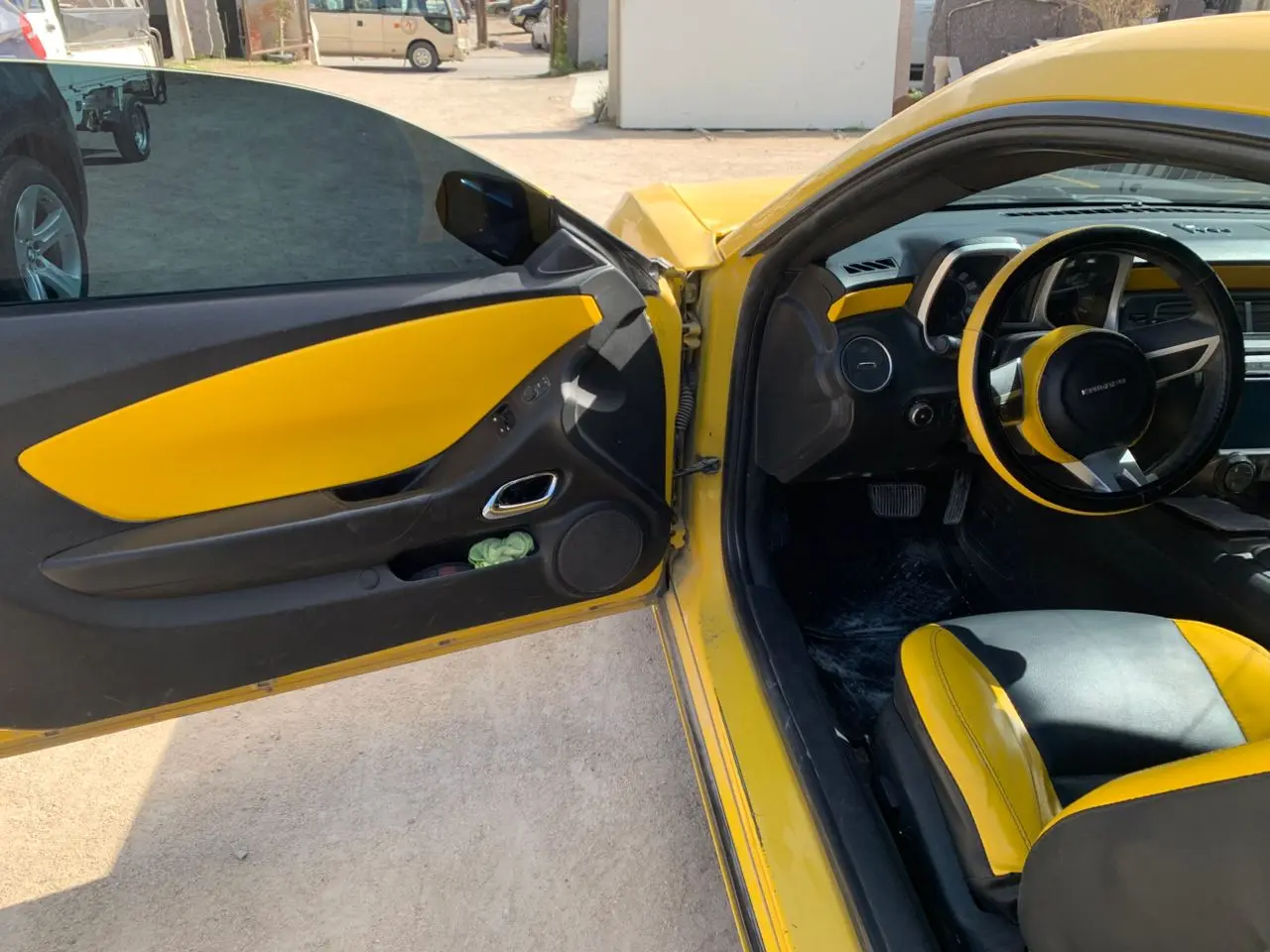 شيفروليه كامارو 2011 بحالة رياضية مميزة - صورة 4