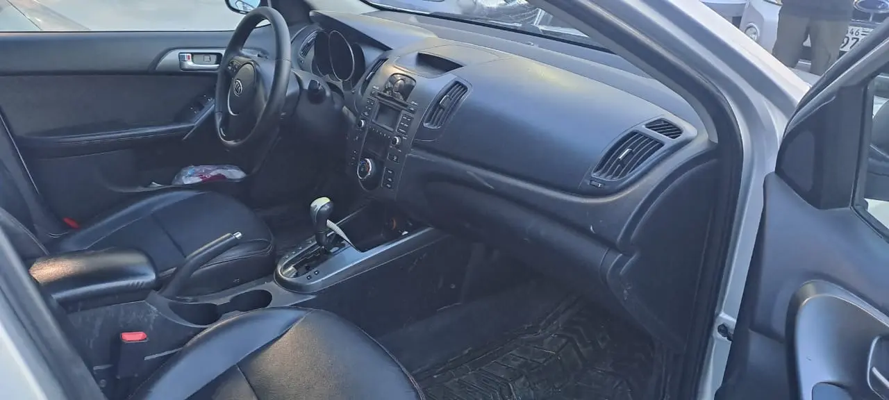 كيا فورتي 2010 للبيع  - صورة 7