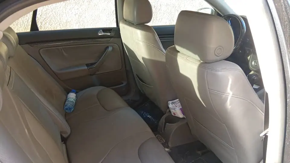 فولكس فاجن جيتا 2007 بحالة جيدة - صورة 7