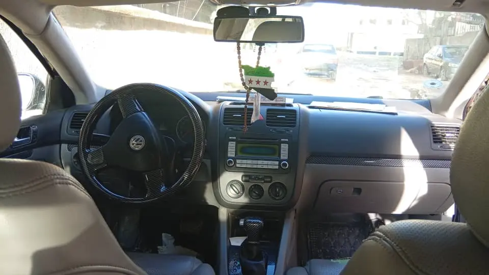 فولكس فاجن جيتا 2007 بحالة جيدة - صورة 9