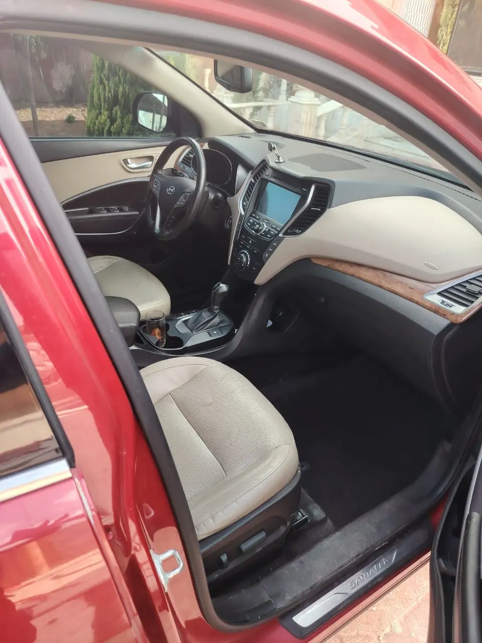 هيونداي سانتا في 2018 بحالة ممتازة وسقف بانورامي - صورة 8
