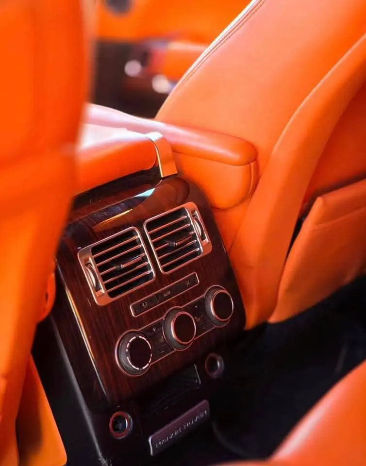 لاند روفر رينج روفر 2014 فخامة وأداء - صورة 2