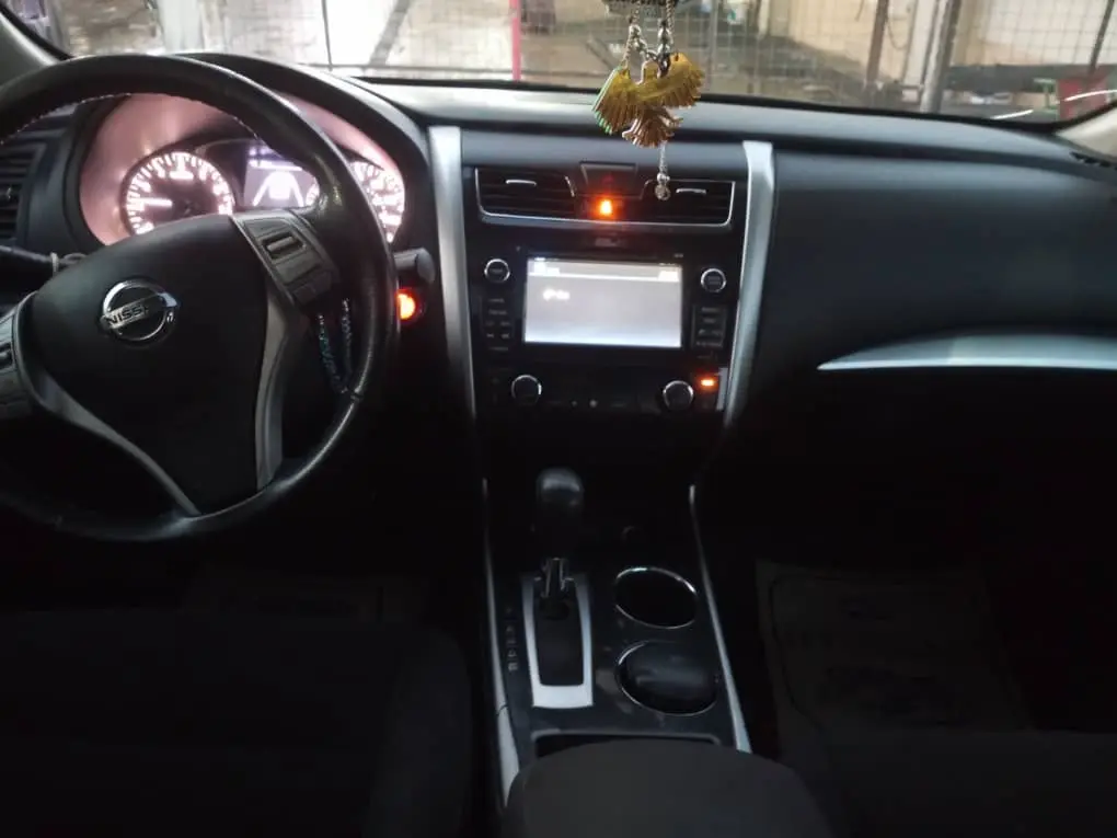 نيسان ألتيما 2013 بحالة ممتازة وجاهزة للاستخدام - صورة 11
