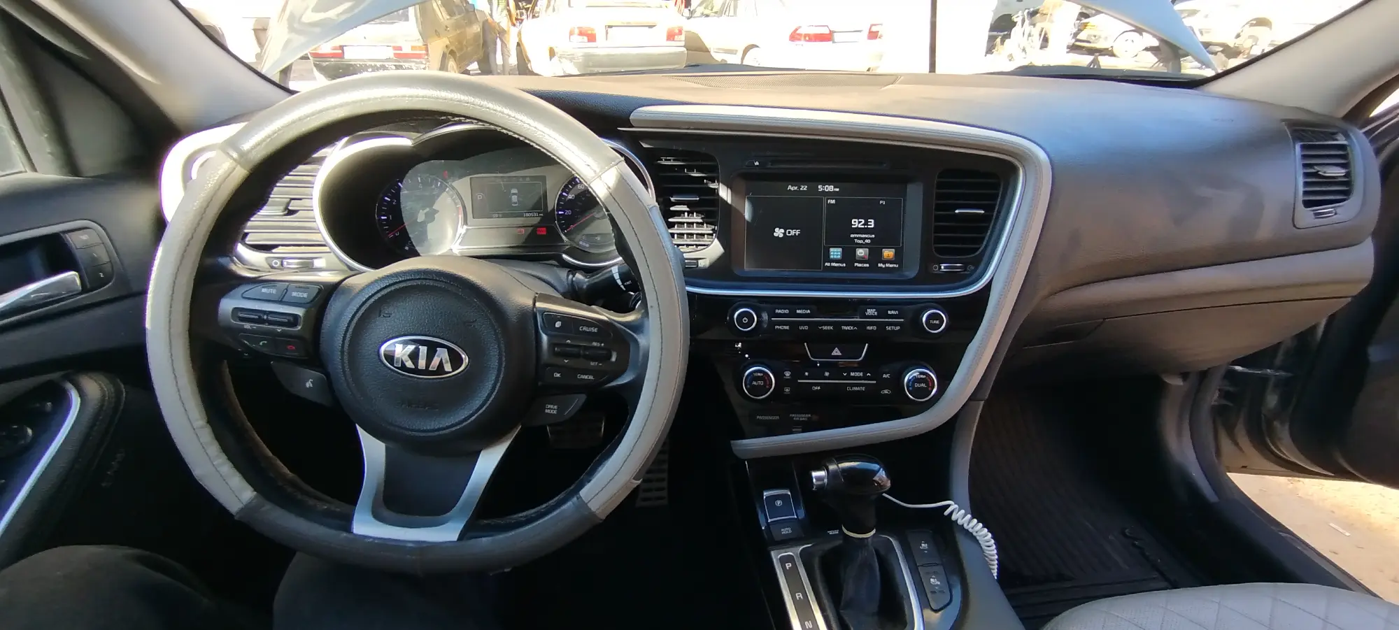 كيا أوبتيما 2015 بحالة ممتازة - صورة 3