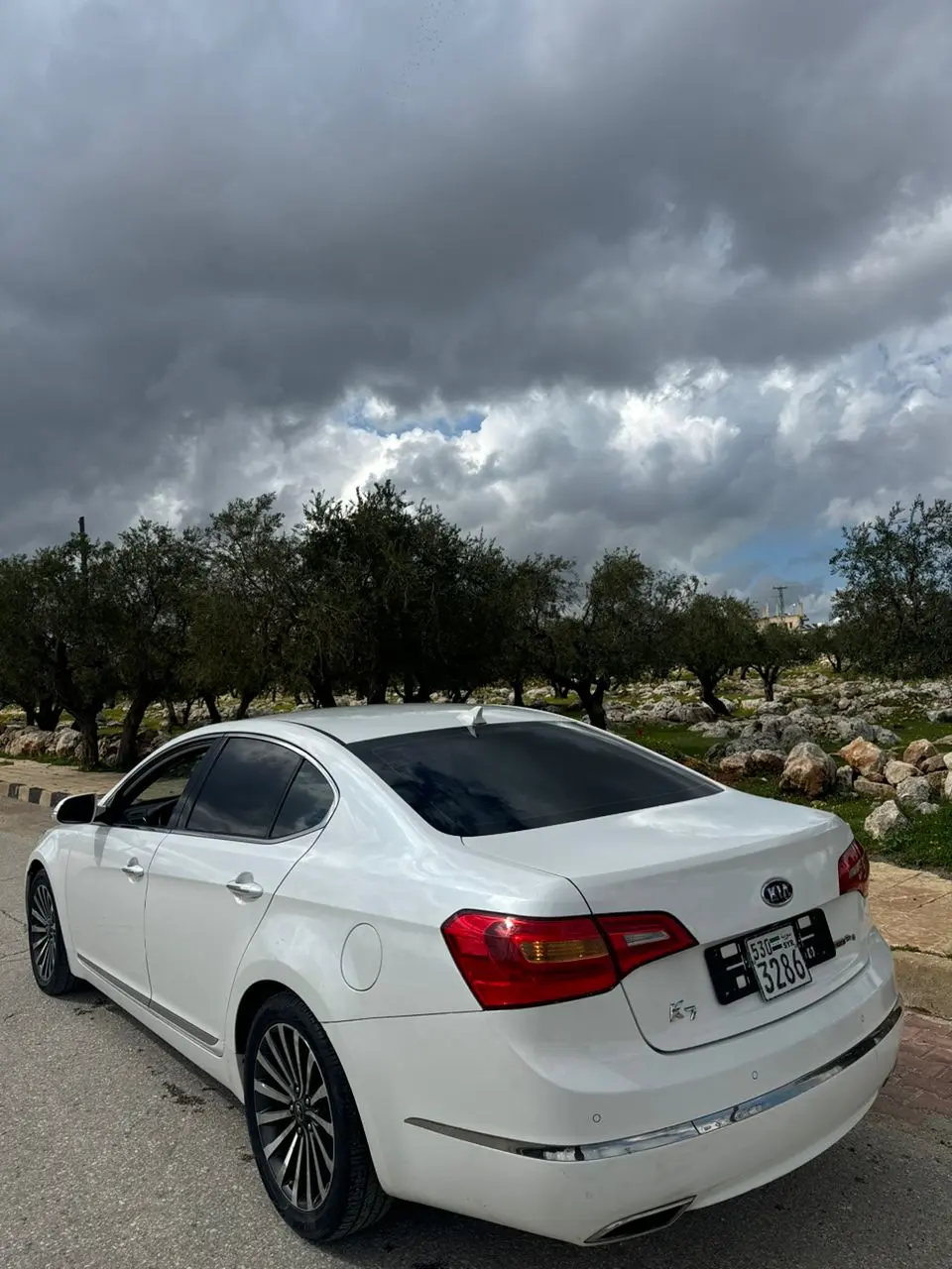كيا K7 موديل 2012 بحالة ممتازة للبيع - صورة 15