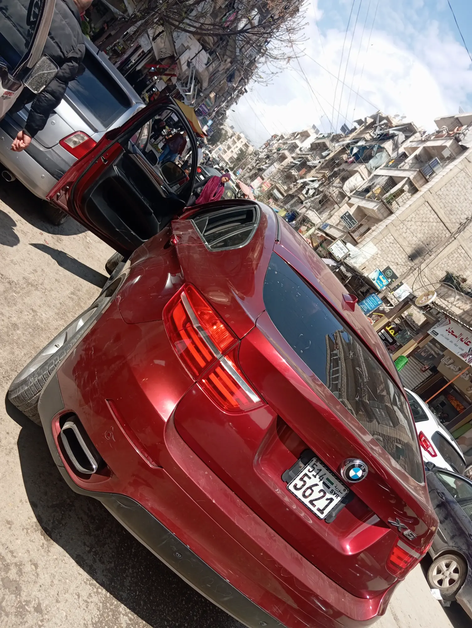 بي إم دبليو X6 موديل 2013 بحالة ممتازة - صورة 5