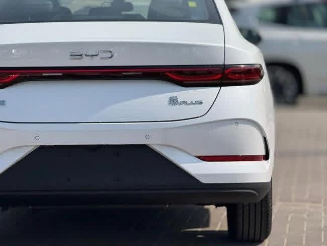 بي واي دي سيل 2025 - سيارة كهربائية عصرية بحالة الوكالة - صورة 4