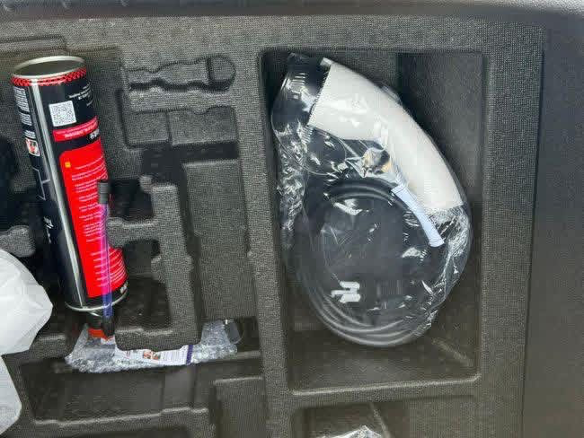 بي واي دي سيل 2025 - سيارة كهربائية عصرية بحالة الوكالة - صورة 7