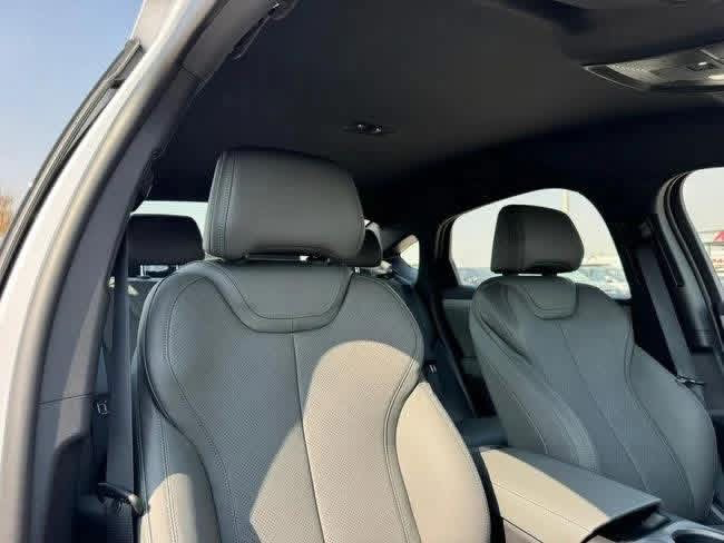 بي واي دي سيل 2025 - سيارة كهربائية عصرية بحالة الوكالة - صورة 8