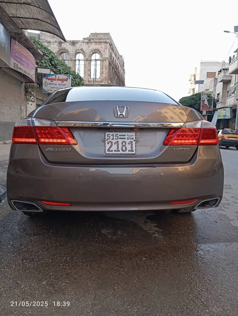 هوندا أكورد 2015 بحالة ممتازة - صورة 2
