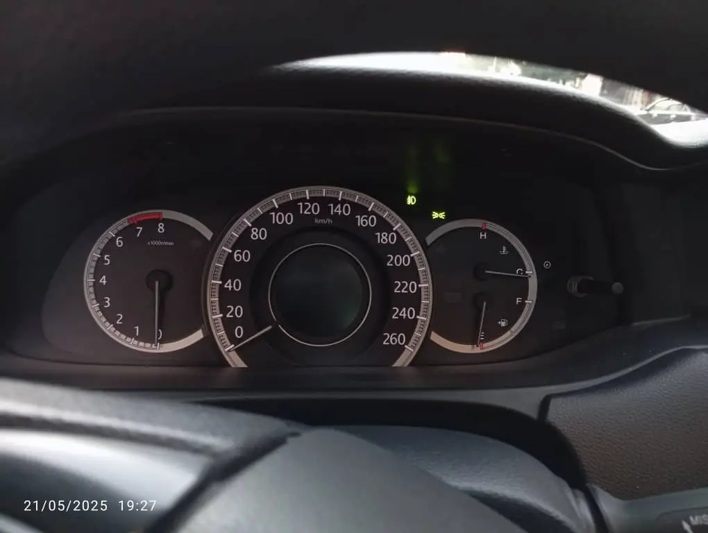 هوندا أكورد 2015 بحالة ممتازة - صورة 10