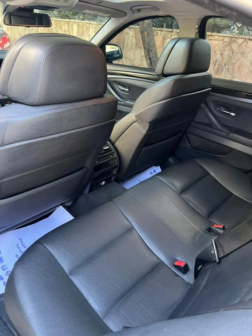 بي إم دبليو الفئة الخامسة 2012 بحالة ممتازة - صورة 3