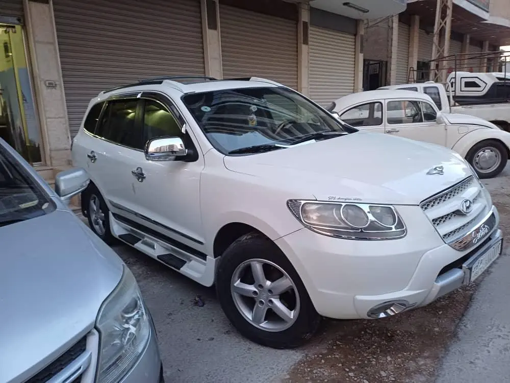هيونداي سنتافيه 2009 بحالة جيدة