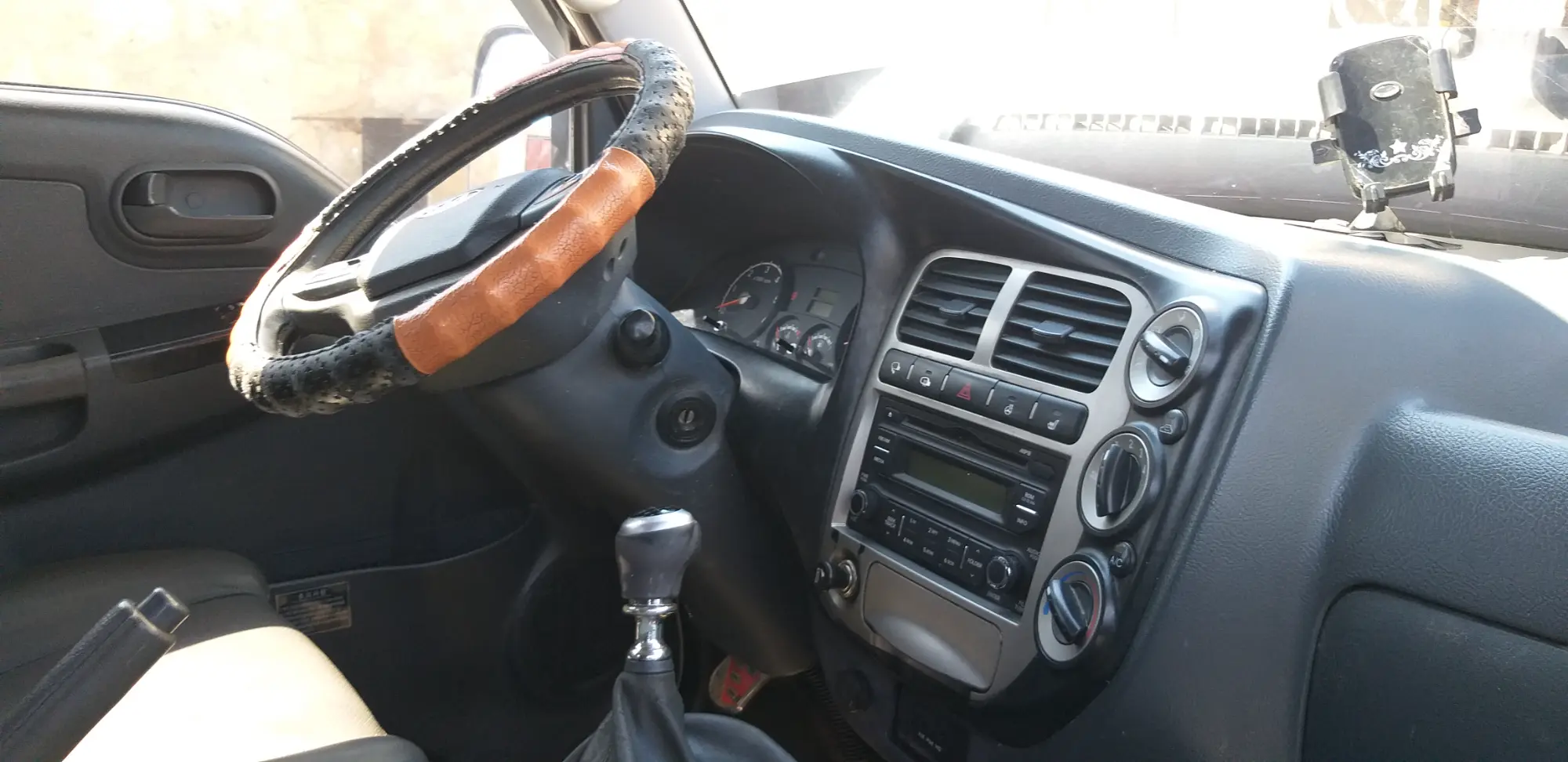 كيا بونغو 3 (K2700) موديل 2012 شاحنة عملية - صورة 2