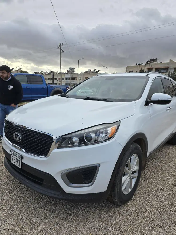 كيا سورينتو 2016 بحالة ممتازة وعائلية - صورة 6