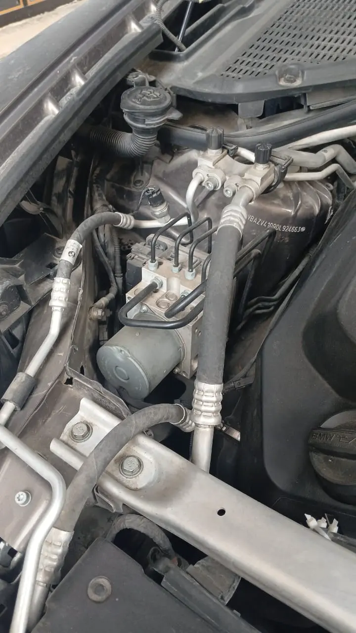 بي ام دبليو X5 موديل 2013 بحالة ممتازة - صورة 3