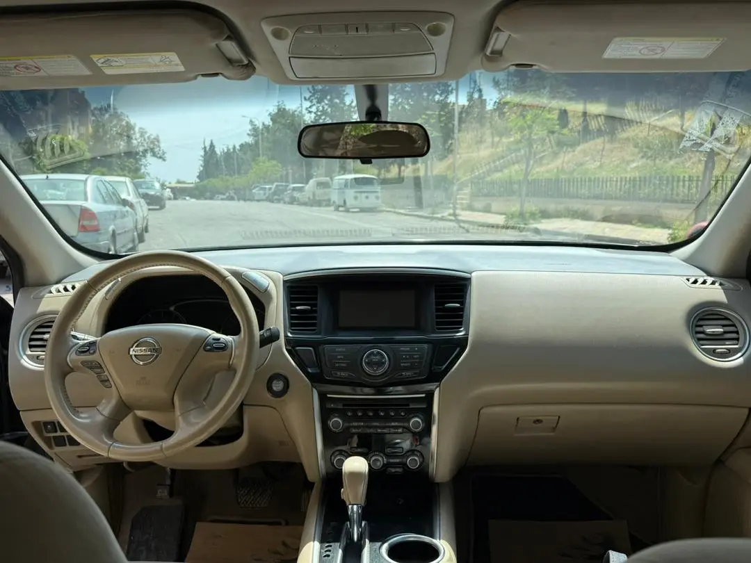 نيسان باثفايندر 2015 - حالة ممتازة ومثالية للعائلات - صورة 3