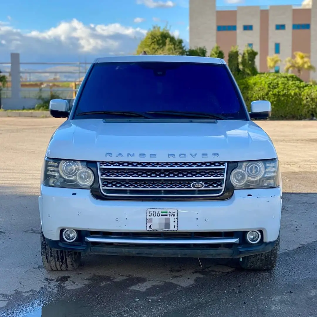 لاند روفر رنج روفر 2013 بحالة ممتازة وفخامة لا تضاهى - صورة 6