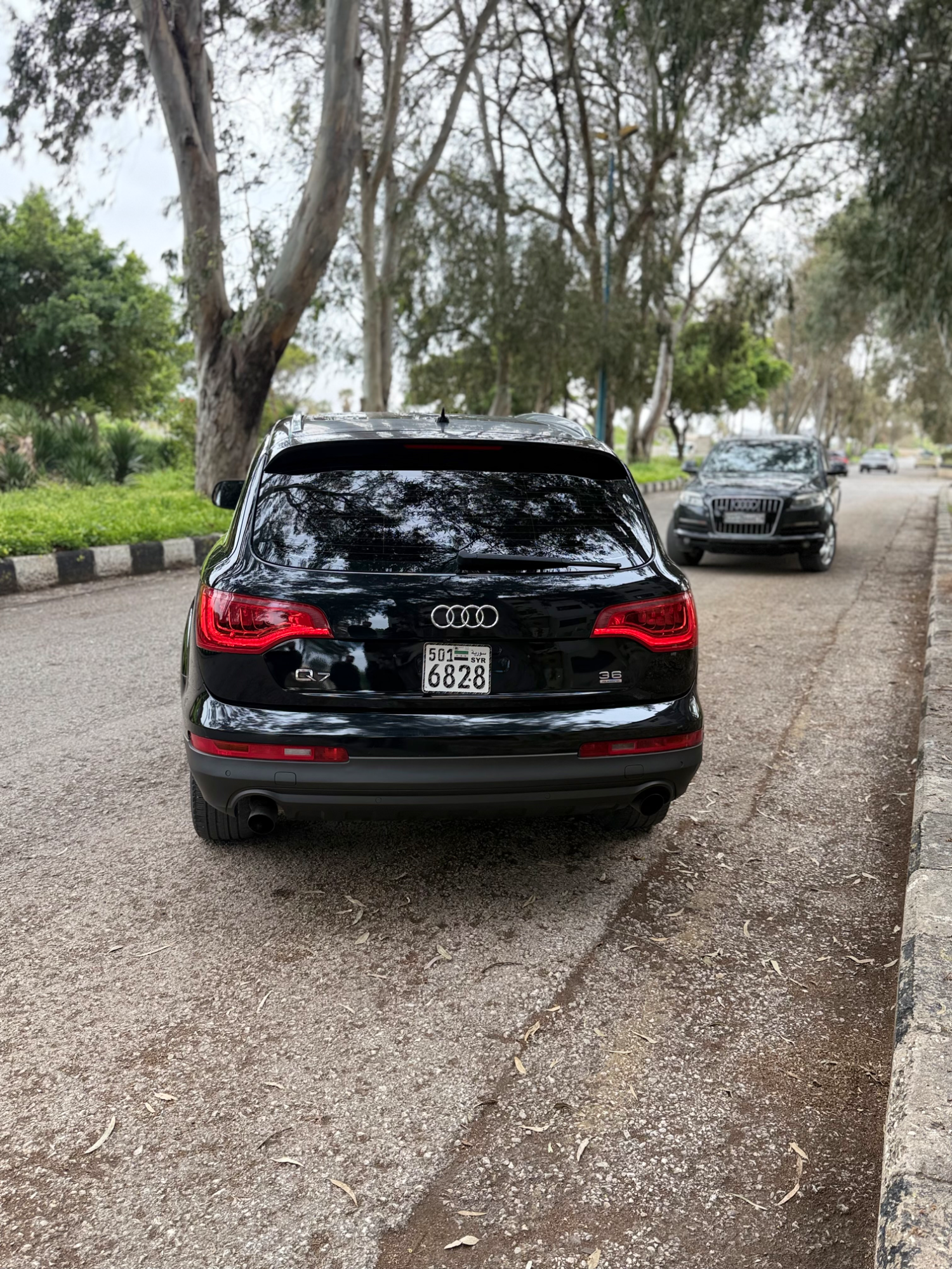 أودي Q7 موديل 2010 بحالة ممتازة - صورة 7