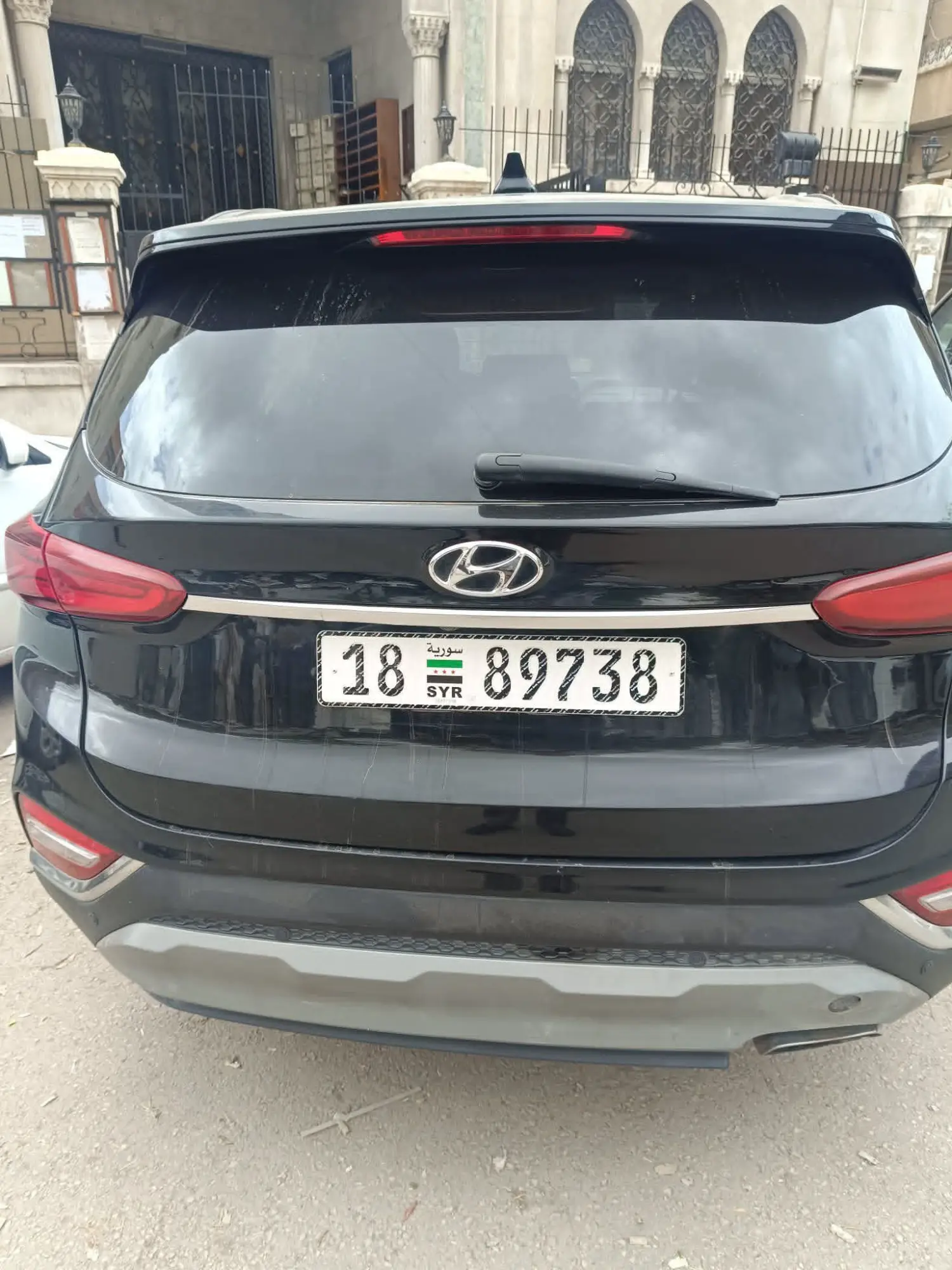 هيونداي سنتا في موديل 2020 بحالة ممتازة - صورة 4