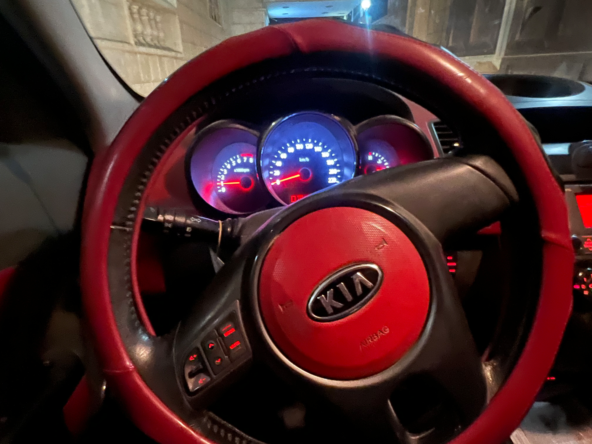 كيا سول 2011 بحالة مميزة ومناسبة للمدينة - صورة 1