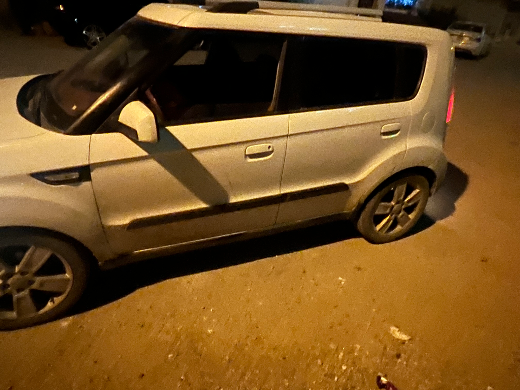 كيا سول 2011 بحالة مميزة ومناسبة للمدينة - صورة 4