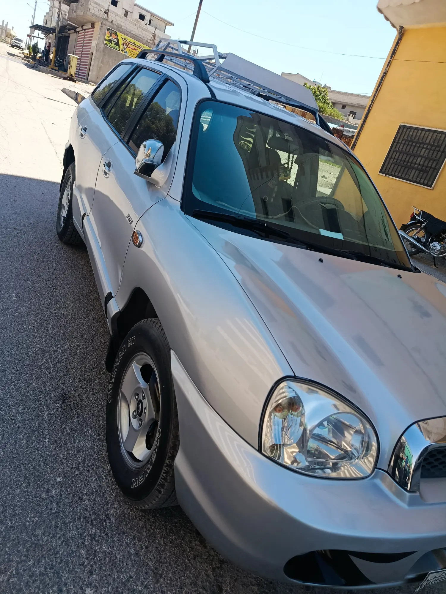 هيونداي سانتا في 2004 بحالة جيدة للبيع - صورة 4