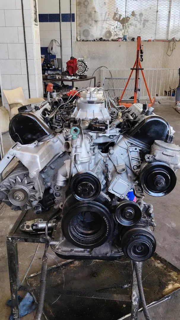 مرسيدس تمساحة موديل 1986 - أيقونة الفخامة الكلاسيكية - صورة 3