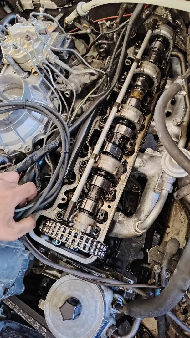 مرسيدس تمساحة موديل 1986 - أيقونة الفخامة الكلاسيكية - صورة 8