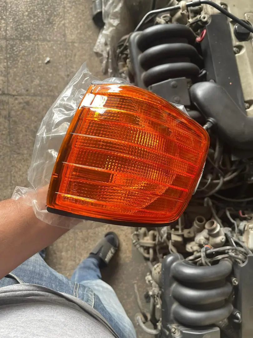 مرسيدس تمساحة موديل 1986 - أيقونة الفخامة الكلاسيكية - صورة 31