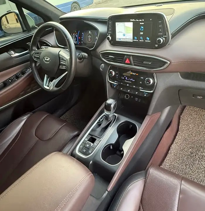 هيونداي سانتا في 2020 بحالة الوكالة ومواصفات فل كامل - صورة 11