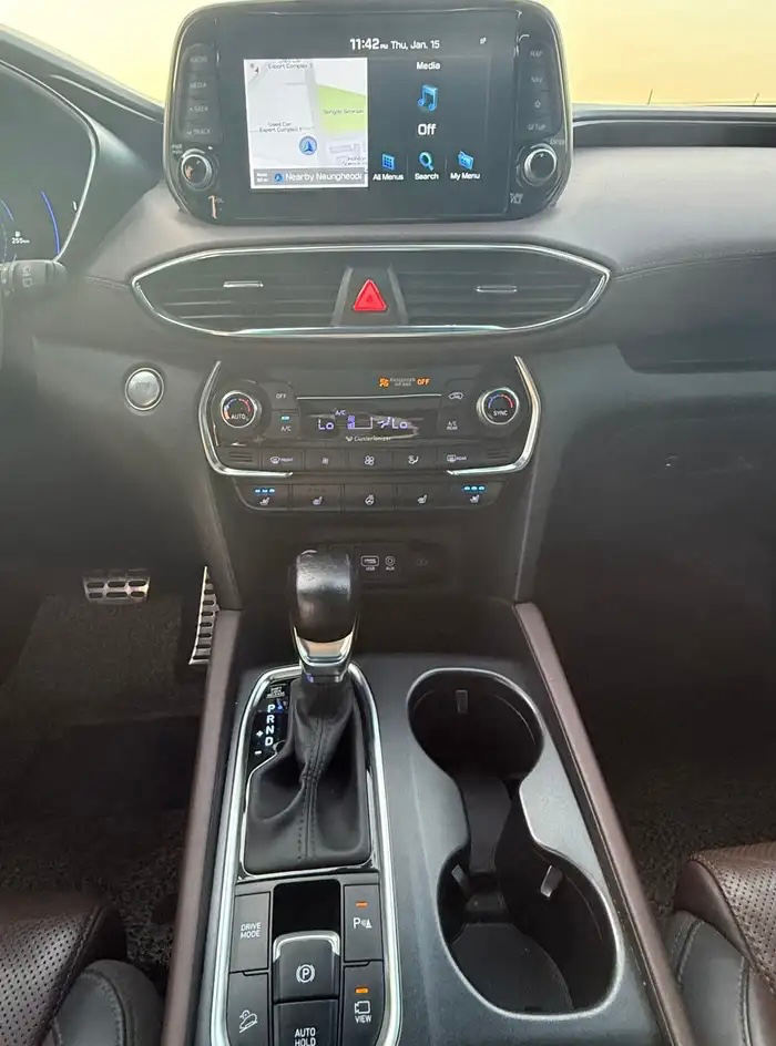 هيونداي سانتا في 2020 بحالة الوكالة ومواصفات فل كامل - صورة 16