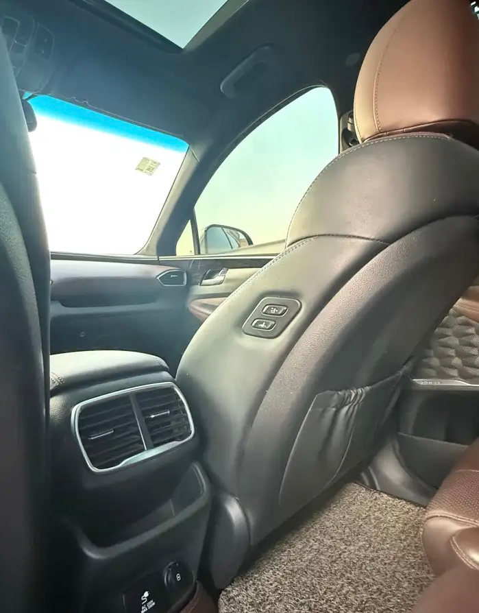 هيونداي سانتا في 2020 بحالة الوكالة ومواصفات فل كامل - صورة 20