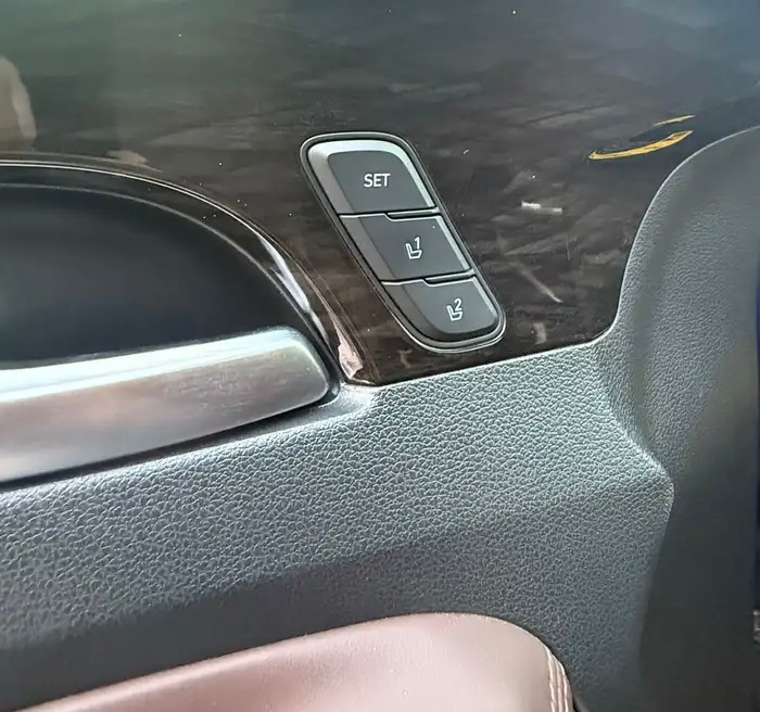 هيونداي سانتا في 2020 بحالة الوكالة ومواصفات فل كامل - صورة 24