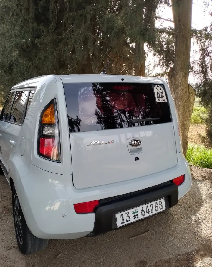 للبيع كيا سول 2011 بحالة ممتازة ومميزة - صورة 9