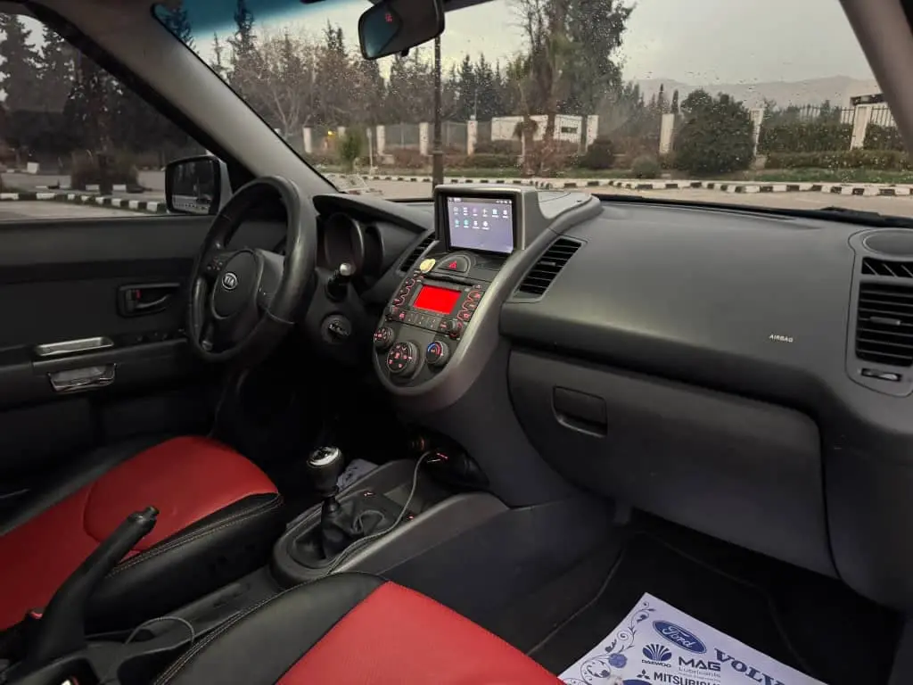 للبيع كيا سول 2010 بحالة ممتازة ومميزة - صورة 5