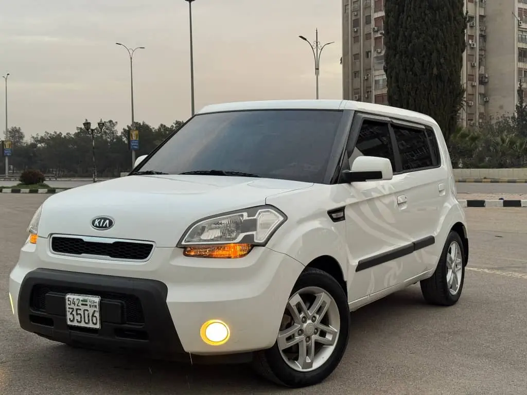 للبيع كيا سول 2010 بحالة ممتازة ومميزة - صورة 6