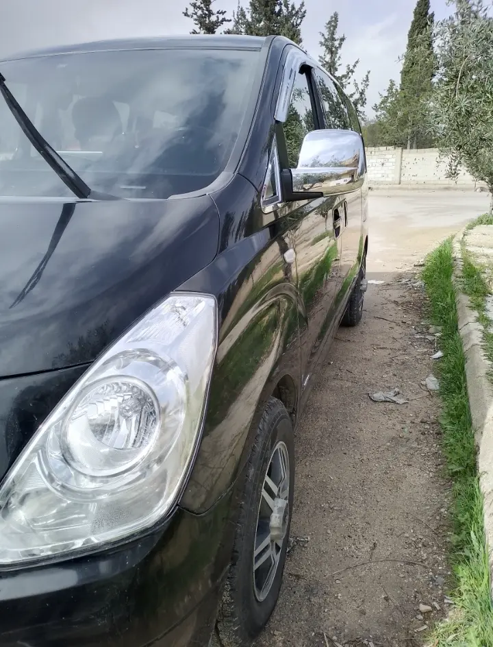 للبيع فان هيونداي إتش ون H-1 موديل 2008 فان عائلية واسعة - صورة 9