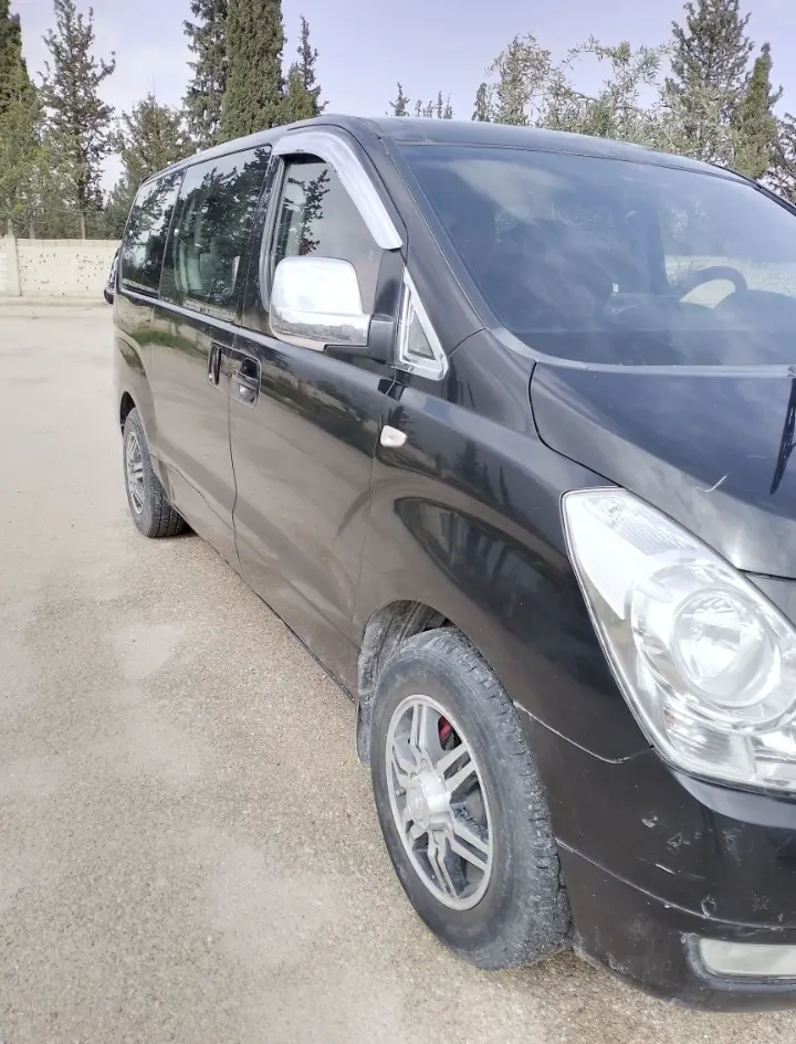 للبيع فان هيونداي إتش ون H-1 موديل 2008 فان عائلية واسعة - صورة 10