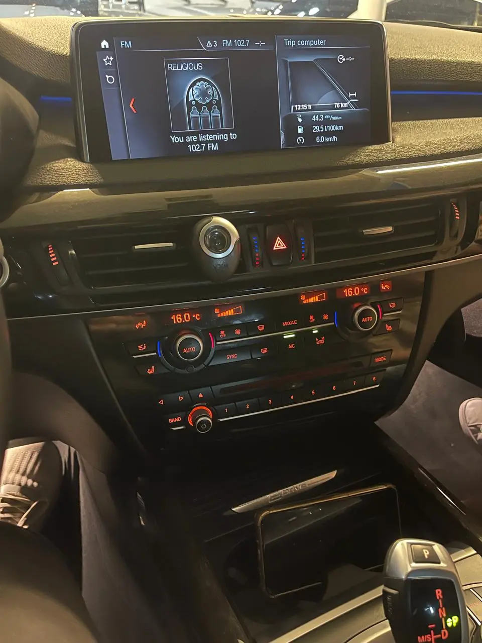 بي إم دبليو X5 موديل 2018 بحالة ممتازة - صورة 6